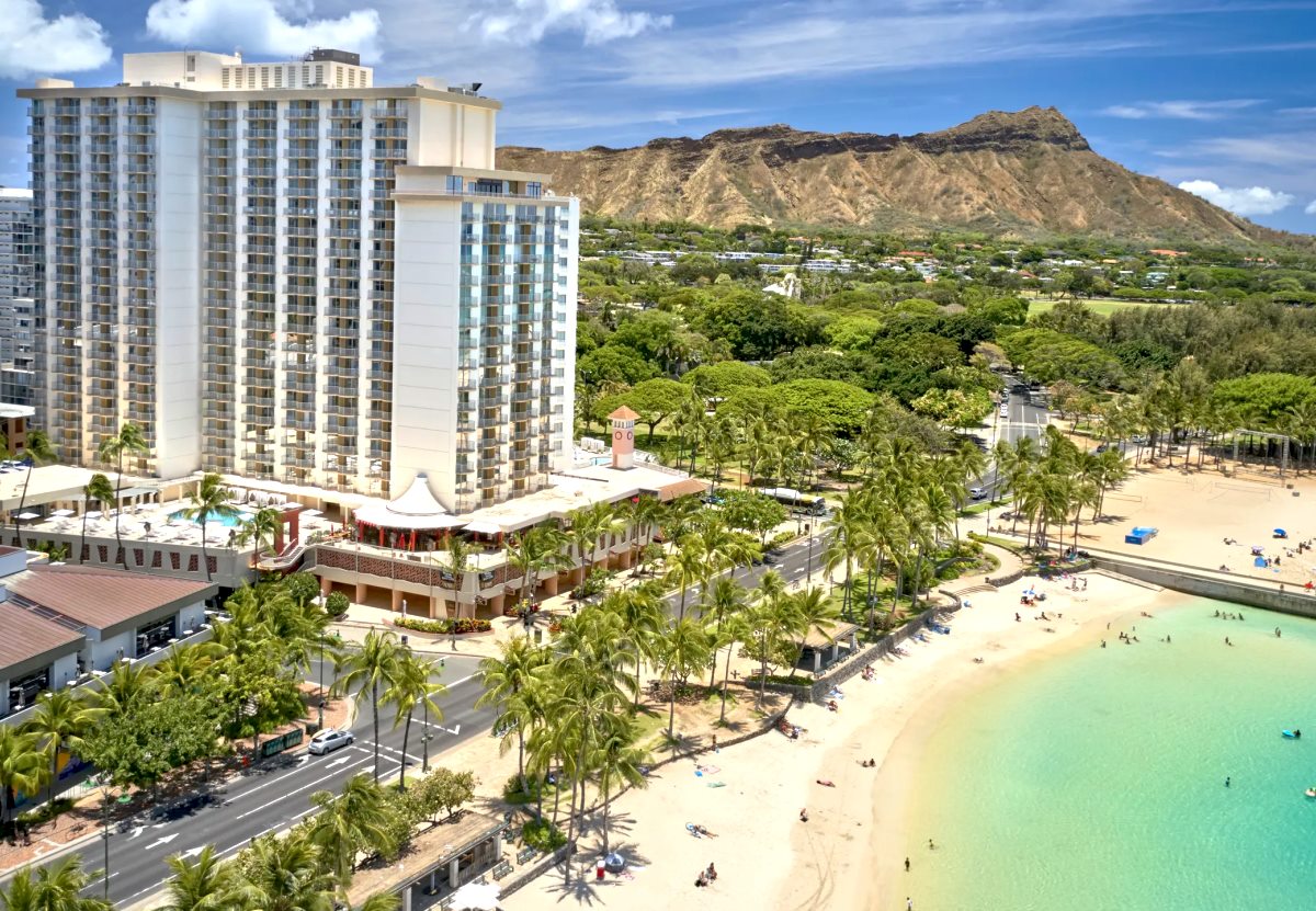The Twin Fin Hotel in Waikiki