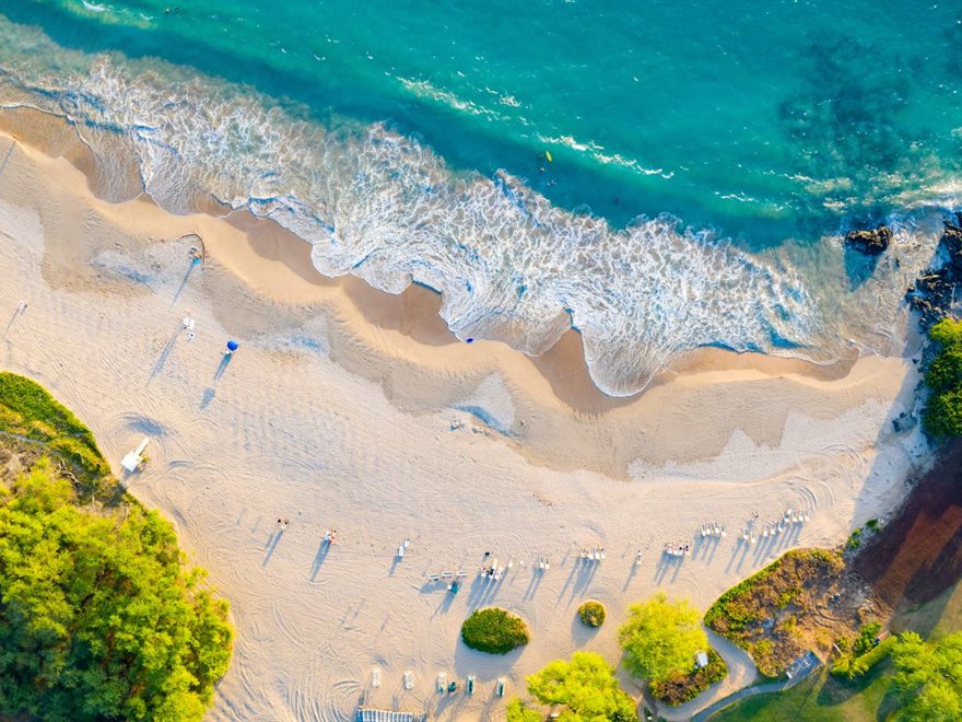 Aerial view of a Hawaii beach and turquoise water